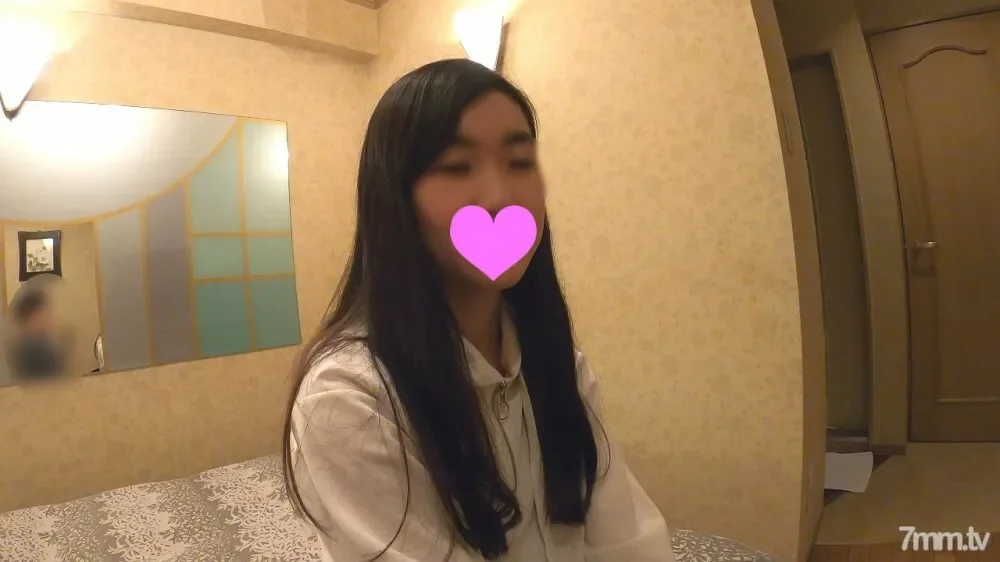 FC2-PPV-1358224 Personal shooting / Gonzo  21-year-old, King of sober play, freeter Rei Makoto who has no panting at all. However, the facial expression changes with Jintaro's raw chin ...!