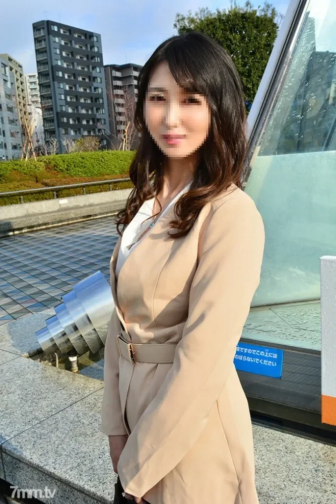 FC2-PPV-1367526 Individual  Famous S-class female doctor 43-year-old vaginal cum shot affair sex video leaked. A hole called a slender beauty hole that also appeared on TV is violated First special price