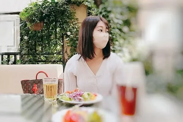 FC2-PPV-3109471 Uncensored  With a sense of mission to heal stressful new graduates in their 1st year, creampie after a cafe date