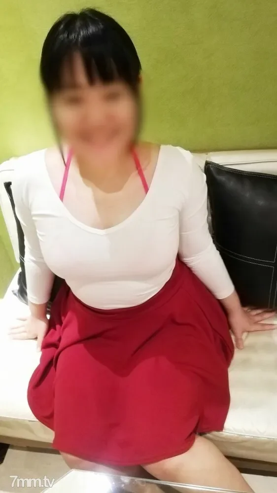 FC2-PPV-1101650 Outflow  Scheduled to end early "Appearance !!! 2 consecutive vaginal cum shot SEX pretending to be an accident in a plump healing therapy of the generalized erogenous zone" First time benefits available