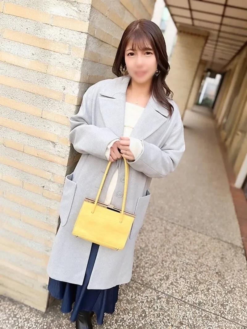 FC2-PPV-4784925 Small-breasted wife  B cup, when the nipples are stimulated, the pussy juice doesn't stop, beautiful erotic wife in her 30s  31  A long-awaited raw cock and a real creampie "Natsu"