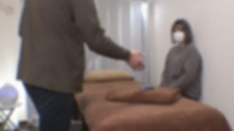 FC2-PPV-4659339 New products on sale until 4/6 at half price! Uncensored/Namahame  A sensitive wife who is 2 months pregnant came to the store for the first time. She wanted a gentle massage, so we treated her with the utmost care.