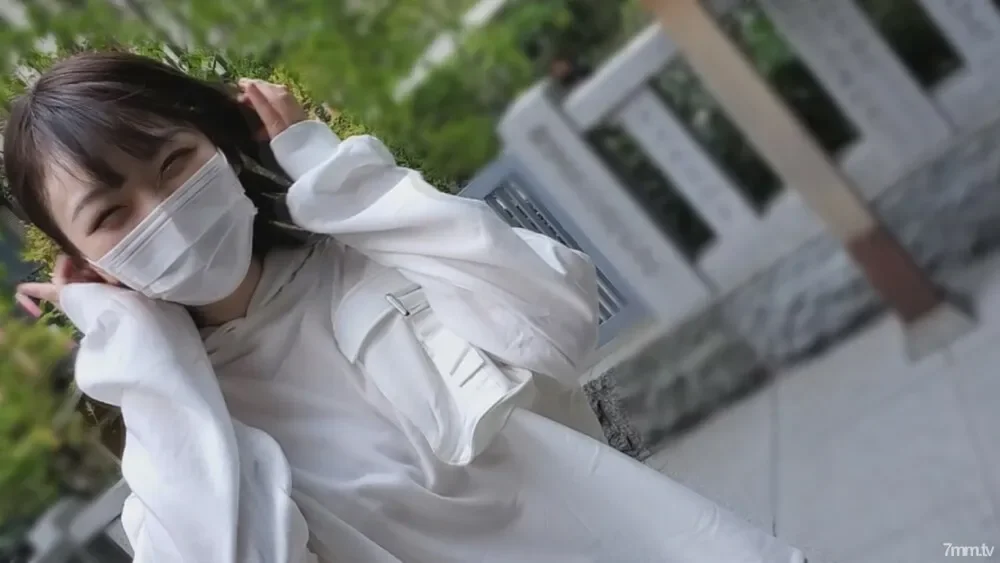 FC2-PPV-1782986 Limited number Uncensored  There is a reason and vaginal cum shot on the dangerous day of active JD with big tits.