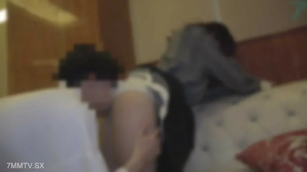 FC2-PPV-3173634 [#77] Young appearance stirs up excitement and sexuality!  - The delicate and short pussy is amazing with bristles and sucking.  - .  - I hit my hips on my soft buttocks and put it out in the back of my vagina... A lot of ejaculation ...