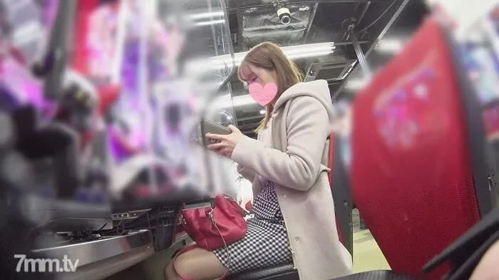 FC2-PPV-1448399 No amateur individual shooting  Save the woman who splurged at the pachinko parlor! It's okay to take it out successfully, but the girl was crazy! A series of crazy lewd words of sex addiction! Shrimp warp cum that pops! Iki disorder