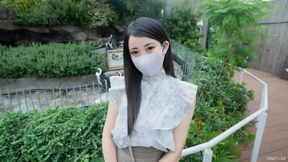 FC2-PPV-3142849 Limited until 12/17!  - !  - [Uncensored] Cinema style!  - A new graduate teleoperator who works hard to deal with customers while enduring sexual harassment, Ecup beautiful busty beauty... A large amount of vaginal cum shot in a lasc...