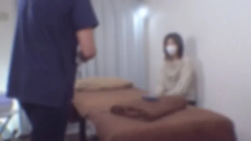 FC2-PPV-4705951 Sale on new products at half price until 6/22! No/SEX  A woman who seems quiet and a little modest came to the store. She is a petite office lady with fine skin and a beautiful hip line. She has a lot of pubic hair, which is exciting.