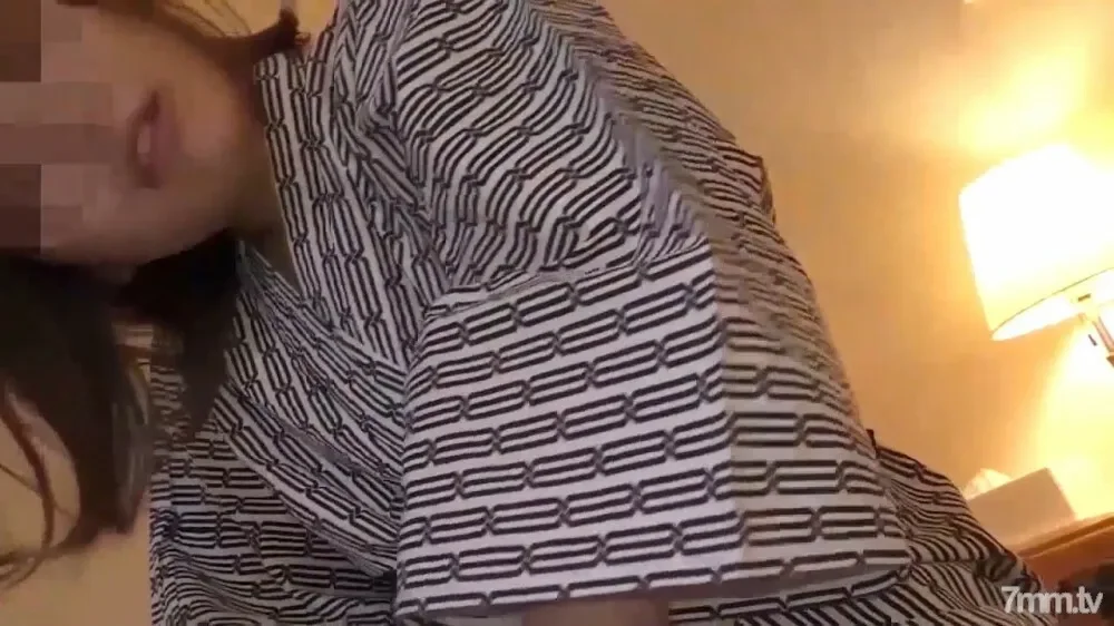 FC2-PPV-2484896 Personal shooting  A 21-year-old former men's beauty salon clerk who became a little adult ①