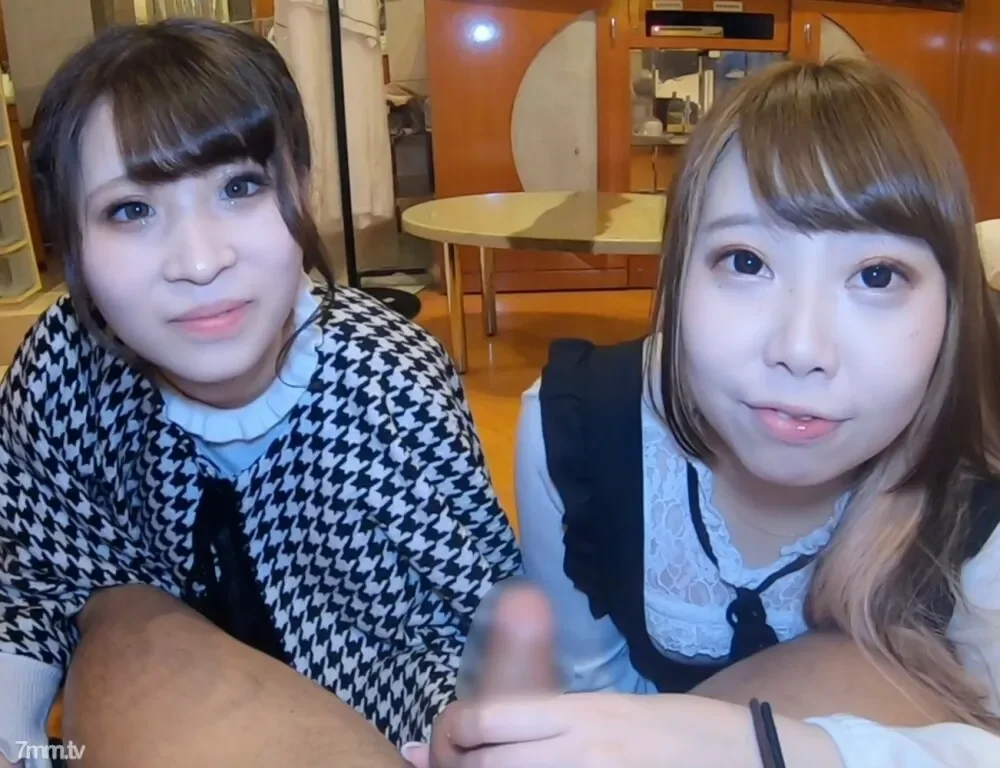 FC2-PPV-1629807 fc2-ppv 1629807 041 [3P Special Oma ● Kotoo ○ Chi (PTM)] A blow semen beam from a big orgy with daughters of anything