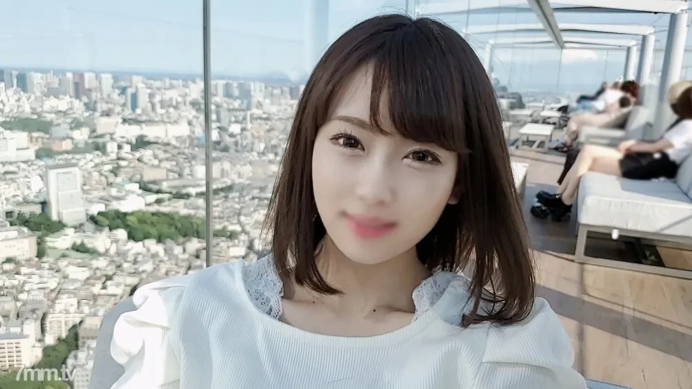 FC2-PPV-2183179 Appearance! !! Limited number! Uncensored  A long-sought reunion with a beautiful girl who happened to meet in the city! !! Creampie in a beautiful body wrapped in clear skin! !!  Part 2  This is her last work ...