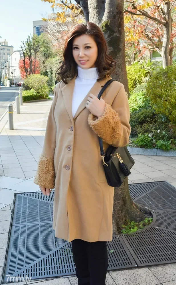 FC2-PPV-1334249 Individual / Abdominal muscle  An elite female doctor, 45 years old, is completely obedient to a low-education cock. Outflow video that is blamed as much as you like for the body trained by young people and convulsions