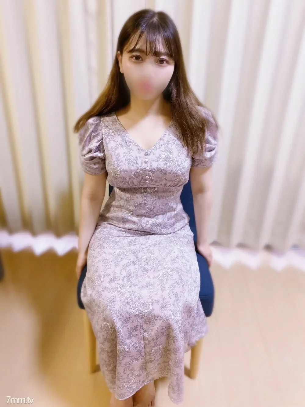 FC2-PPV-2979715 Lady  Two consecutive vaginal cum shots for a young lady who does not know right or left. Virgin-kun ascended with fucking pinch shot, satisfying desires * Benefits